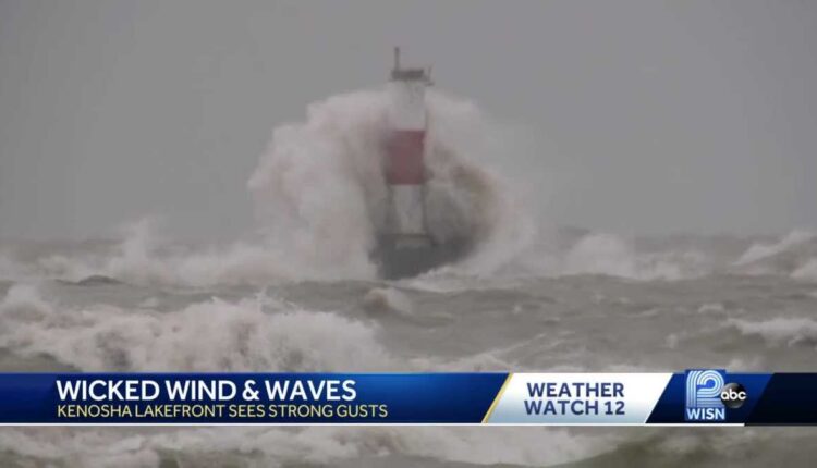 High winds cause huge waves on Lake Michigan