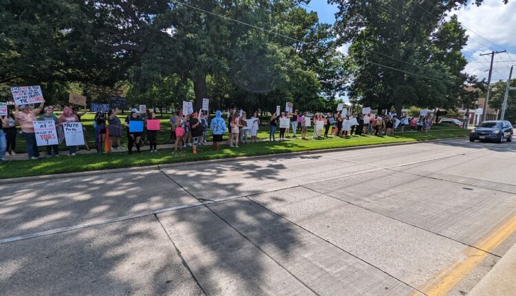 Dozens join pro-choice rally at busy Green Bay intersection
