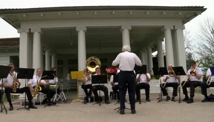 Century-old 4th of July tradition continues at Milwaukee County parks