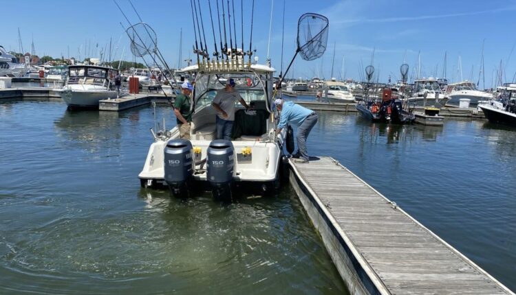  Watch Now: Kenosha's Reuter repeats in Two-On-A-Boat contest |  Sports
