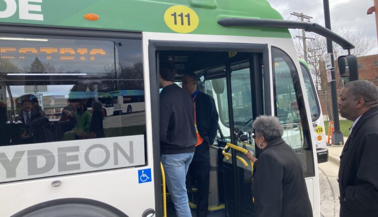 RYDE Racine partners with RUSD, Gateway for student transportation for 2022-23 school year
