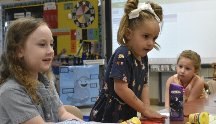 KUSD students, faculty start first day of school Thursday | Local News