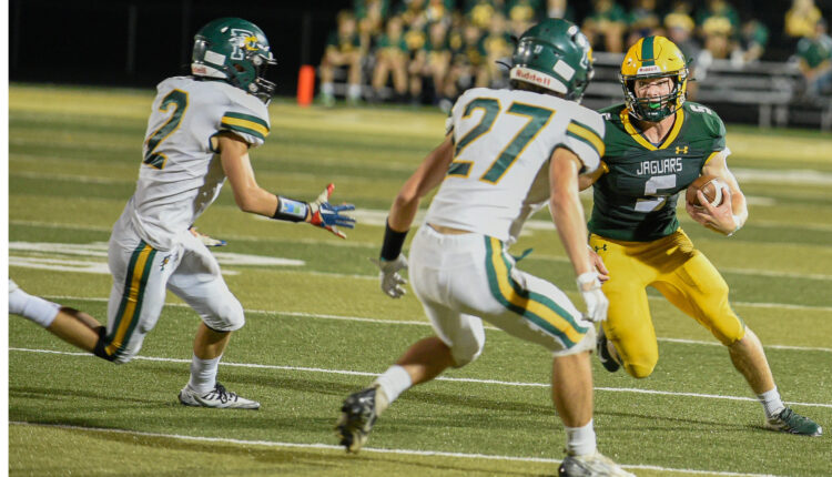 FOOTBALL ROUNDUP: Ashwaubenon, Bay Port and NDA all earn victories
