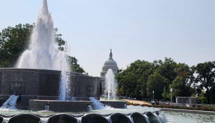 Stopgap spending bill advances in U.S. Senate after Manchin pulls his energy plan