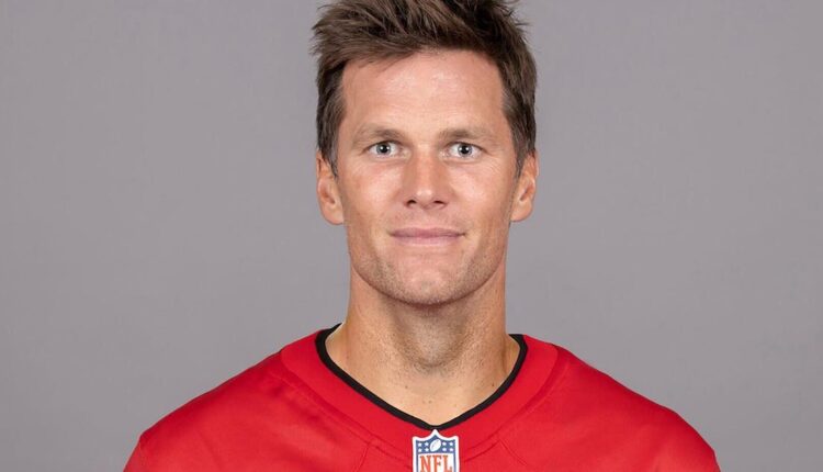 Brady, Bundchen announce divorce