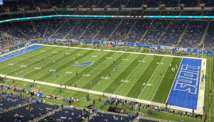 Live Scoring Updates: Green Bay Packers at Detroit Lions
