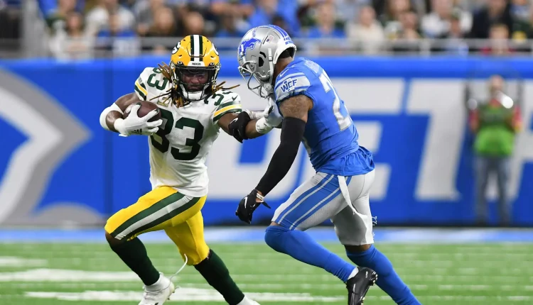 Aaron Jones will play Sunday for the Green Bay Packers
