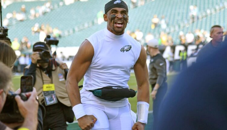 Predictions, picks and odds for NFL Week 12 matchup
