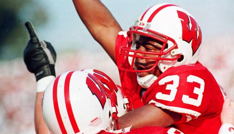 Racine great Brent Moss dies at 50
