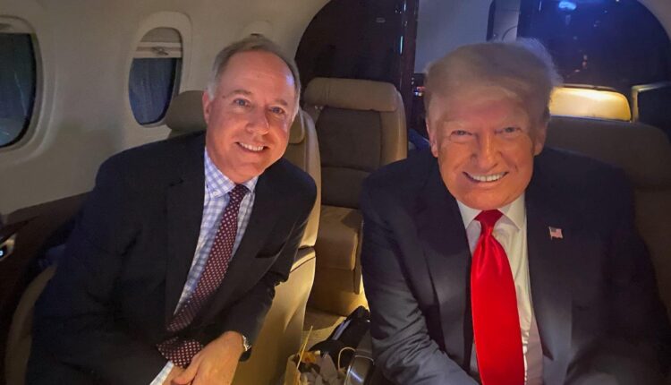Speaker Robin Vos flies with former President Donald Trump to talk election audit on 8/21/21 