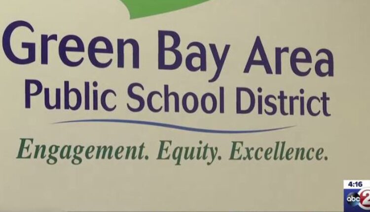 Green Bay schools task force meets with consultant on 10-year plan
