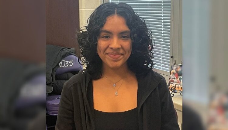 Kenosha student's bilingual essay earns honorable mention