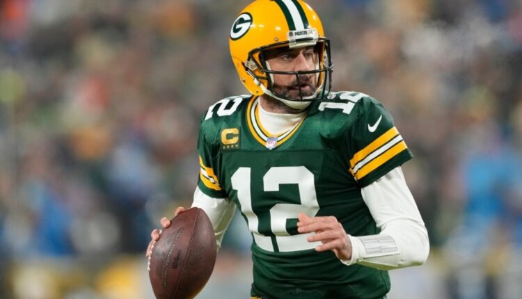 WR's Green Bay Packers need to sign to help Aaron Rodgers
