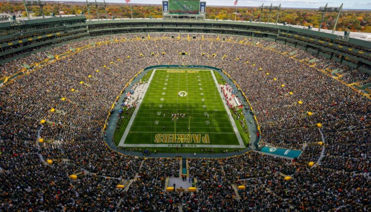  Packers donating AEDs to local groups |  WFRV Local 5
