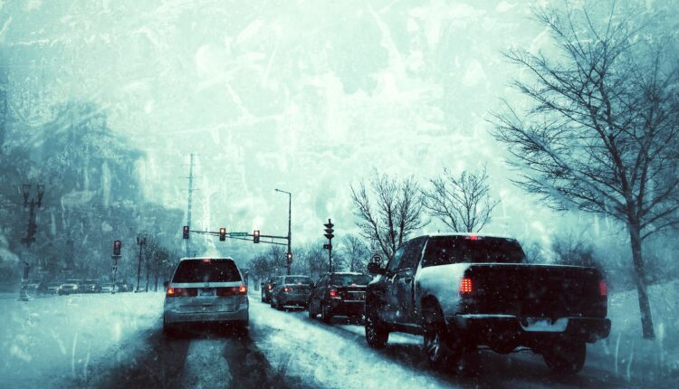 Slick roads, 2-4" of snow may be in Racine, Kenosha for Wednesday