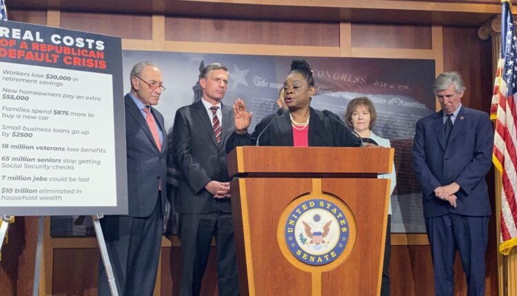 Democratic report on U.S. debt default predicts disrupted benefits for seniors, veterans