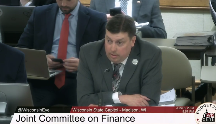 Budget panel hikes funding for occupational licensing, but the jobs are temporary