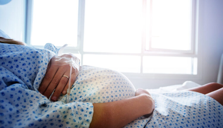 pregnant-woman-2048×1366-1.jpeg