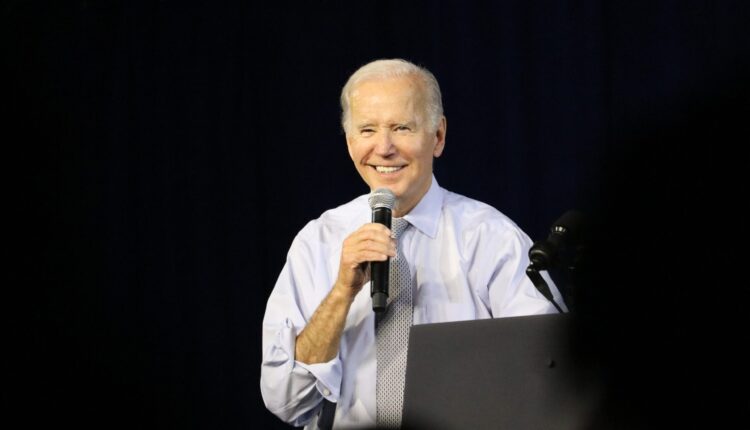 Biden-Gaines.jpg